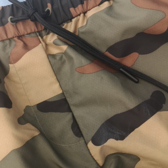 shorts - Picture 3 of 4